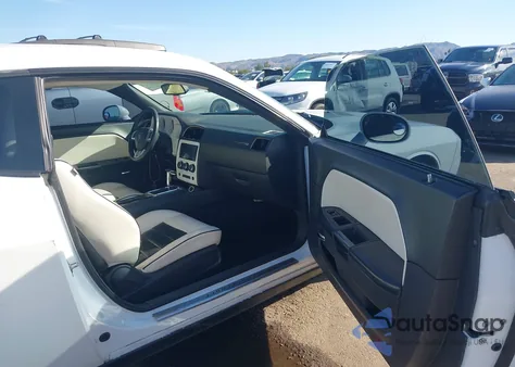 2012 Dodge Challenger Sxt z USA, uszkodzony, nr VIN 2C3CDYAG1CH285842